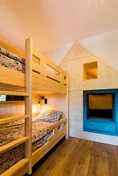 حمام سباحة فندقي في Zalesie Mazury - منطقة للاسترخاء والسباحة